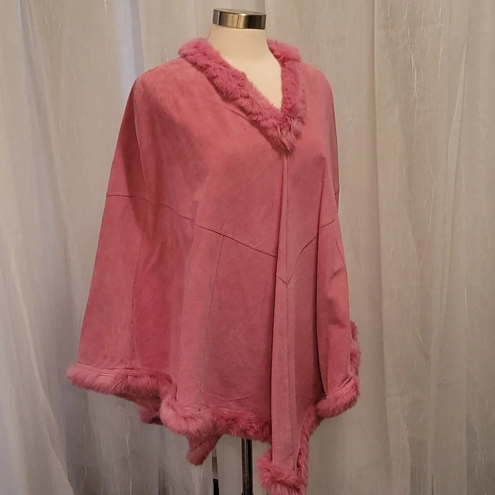 Vintage Revue Pink Suede and Fur Poncho Size 8